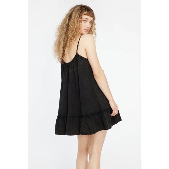 LACAUSA Medium Reina Mini Dress Black Mineral Wash Sleeveless Ruffle Hem New - Picture 4 of 15